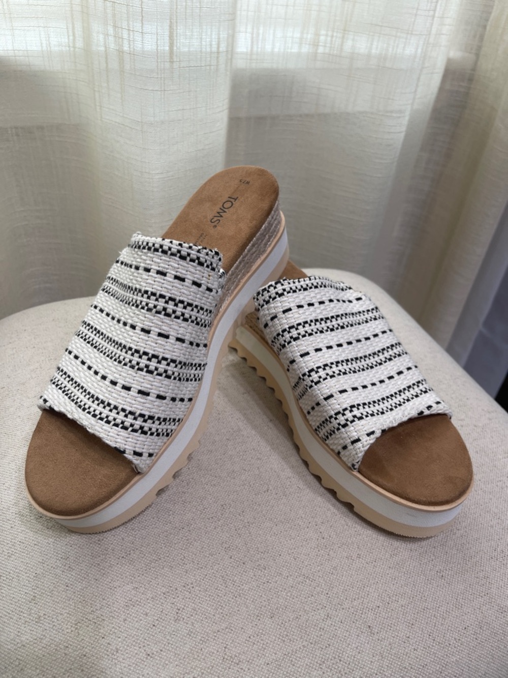 TOMS Black & White Woven Platform Slide Mules